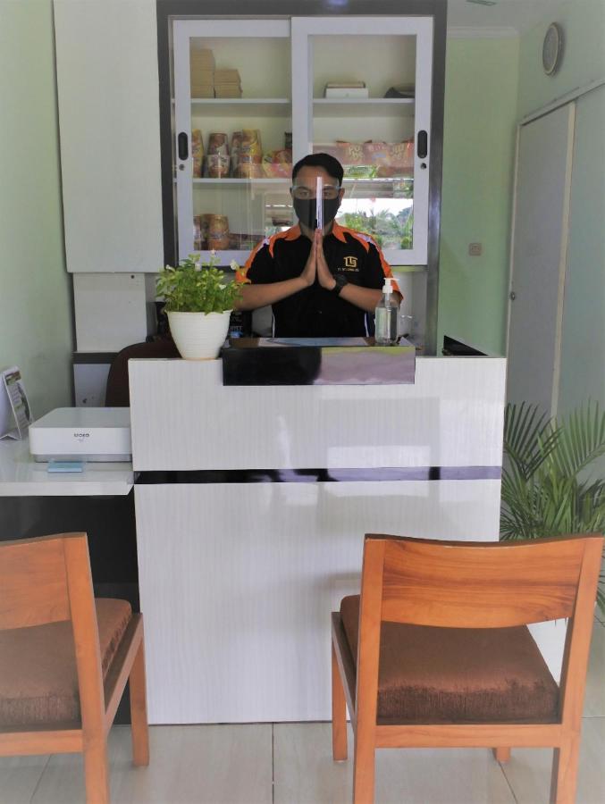 Aquina House Hotel Bogor Eksteriør billede