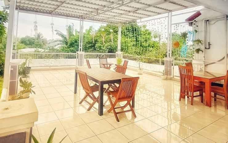 Aquina House Hotel Bogor Eksteriør billede