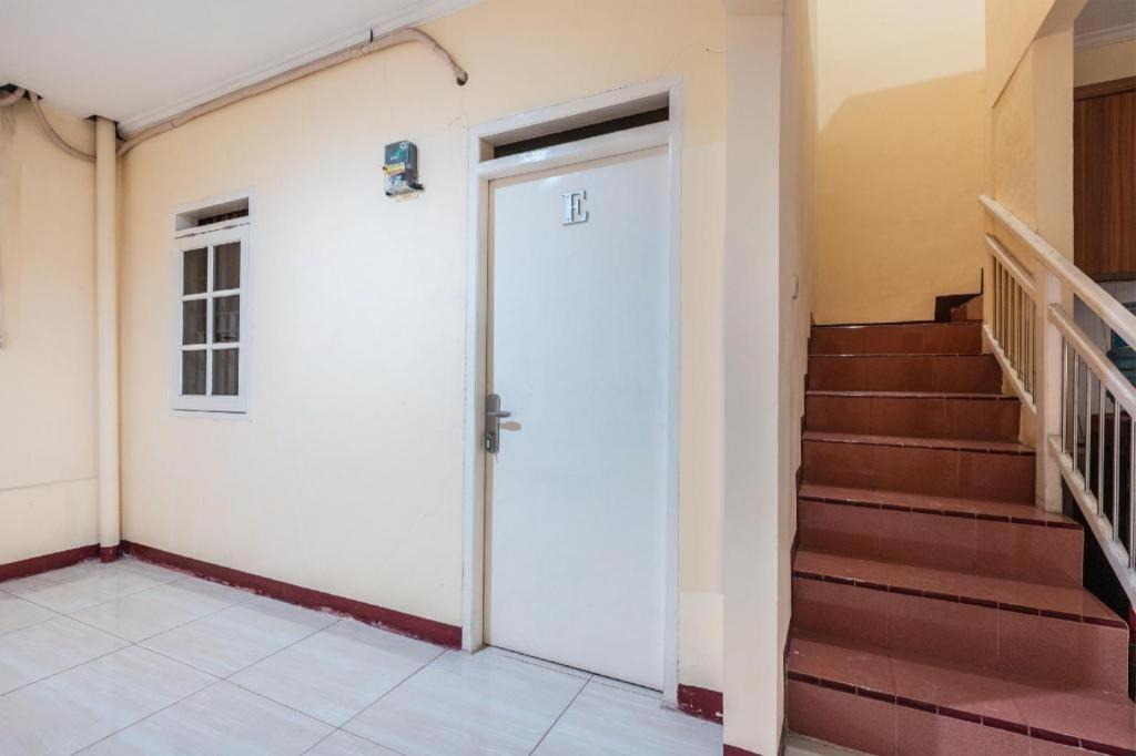 Aquina House Hotel Bogor Eksteriør billede